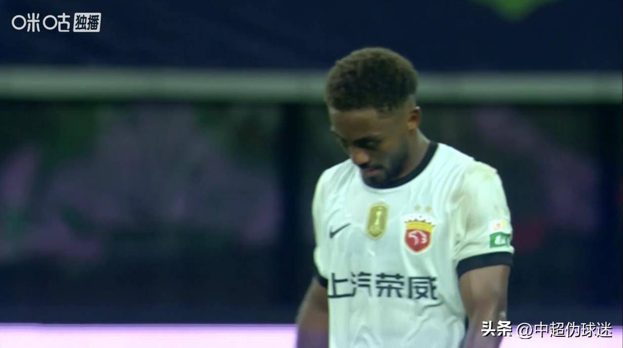 包含上海上港主场取胜，稳固中超前三的词条