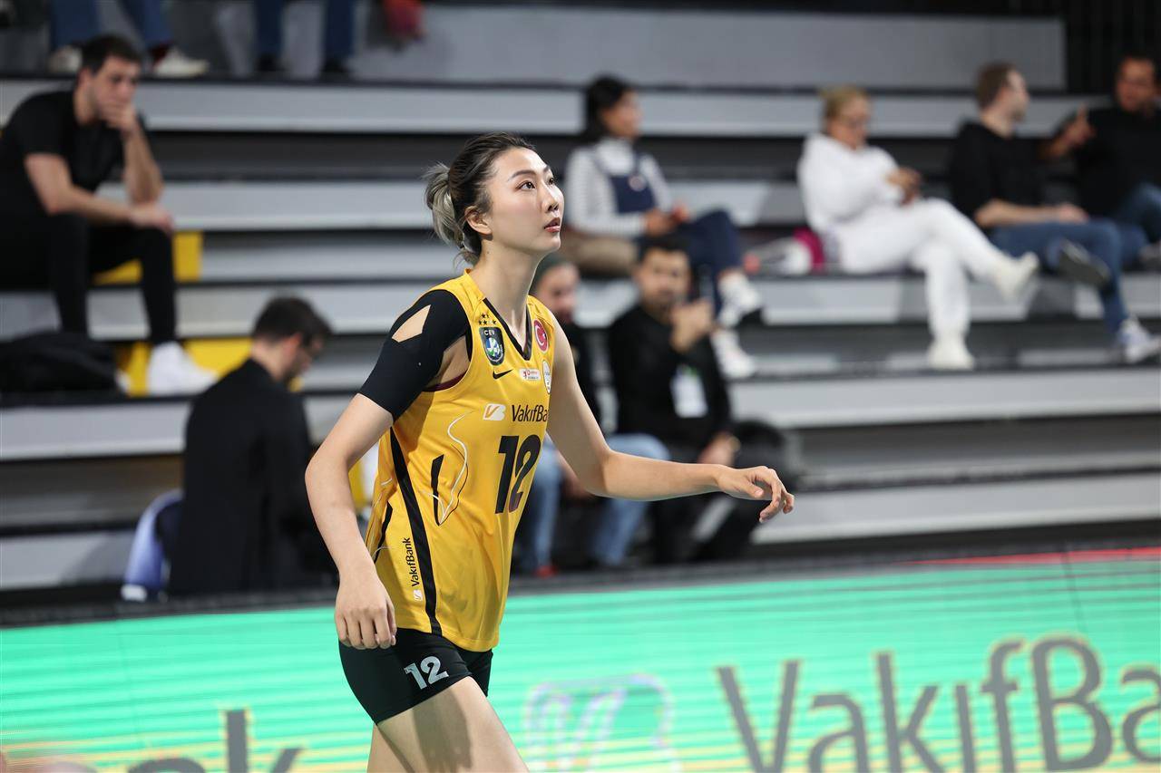 斯洛文尼亚射击选手喜获冠军