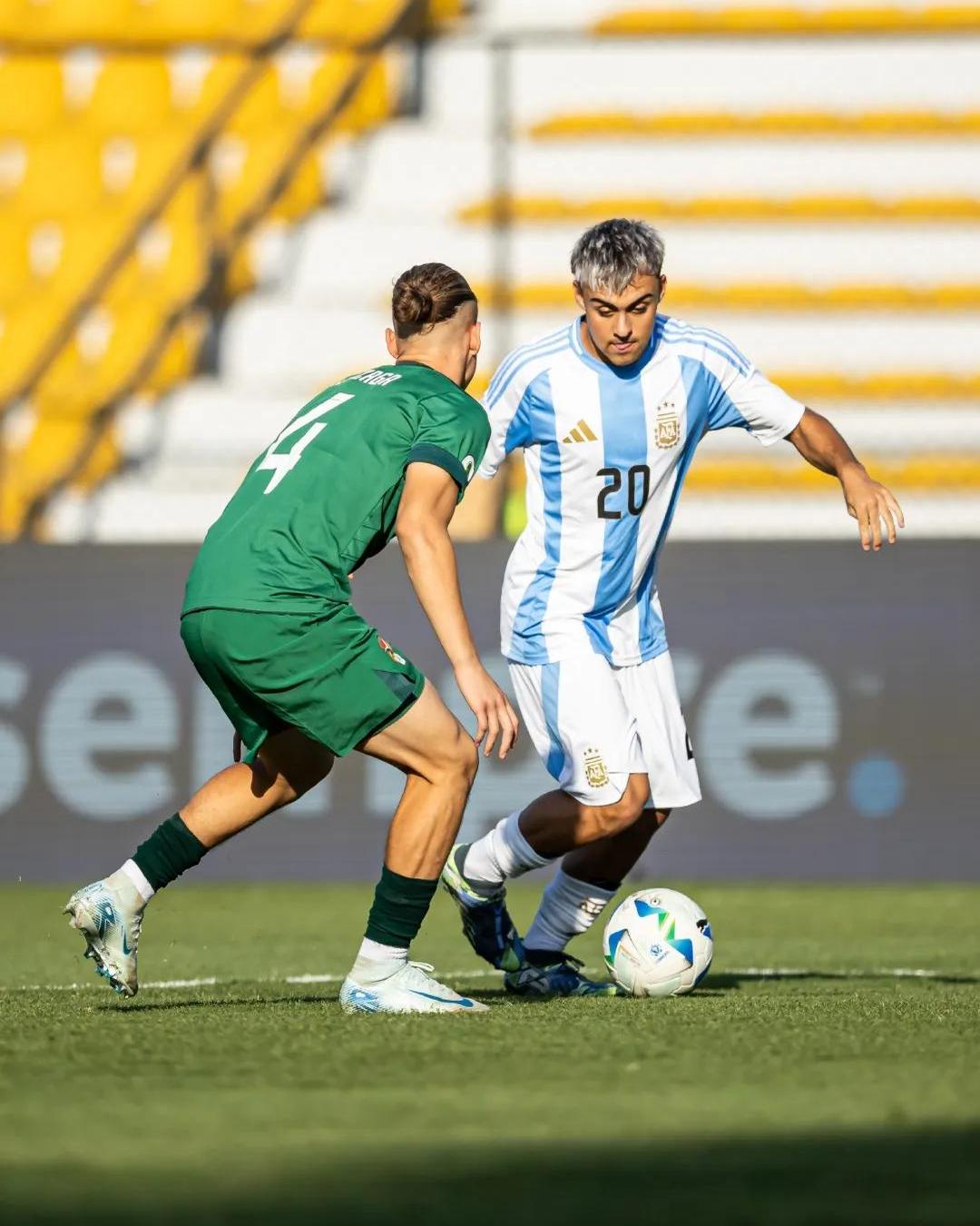 南美球队遭逆袭，出局国际足球锦标赛