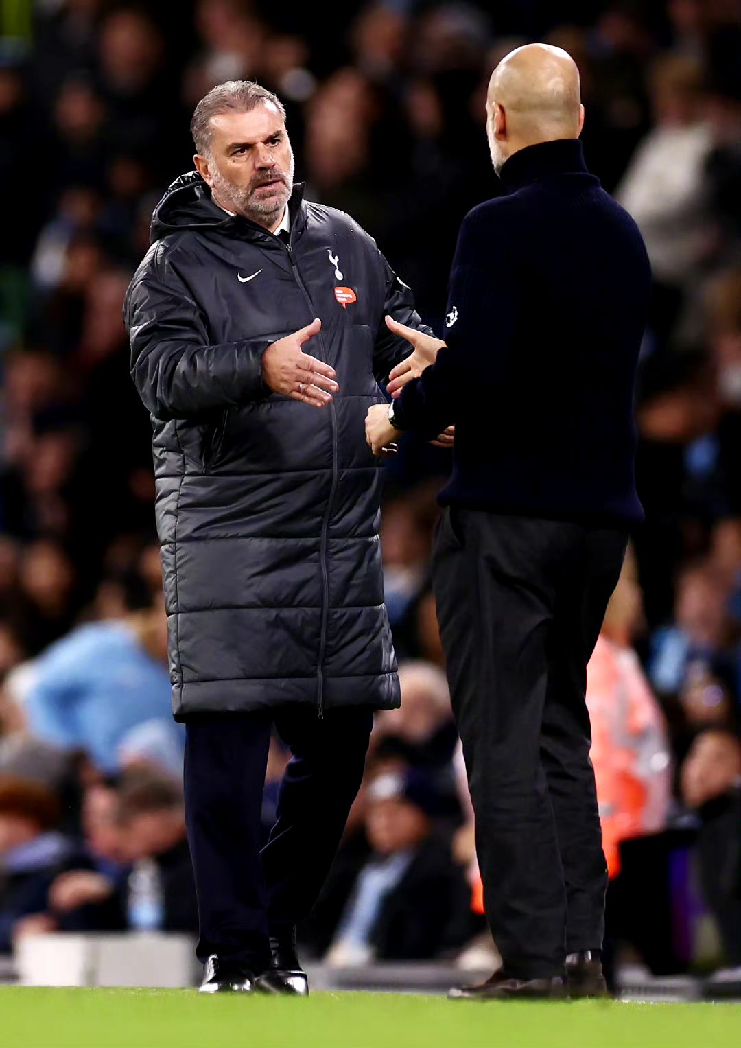 乐鱼体育APP下载-曼城客场逆转托特纳姆，提前夺得英超冠军