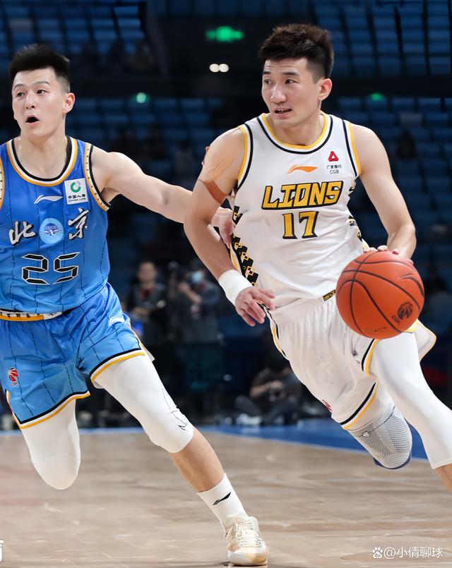 公开赛场对决绿茵场上风起云涌的简单介绍